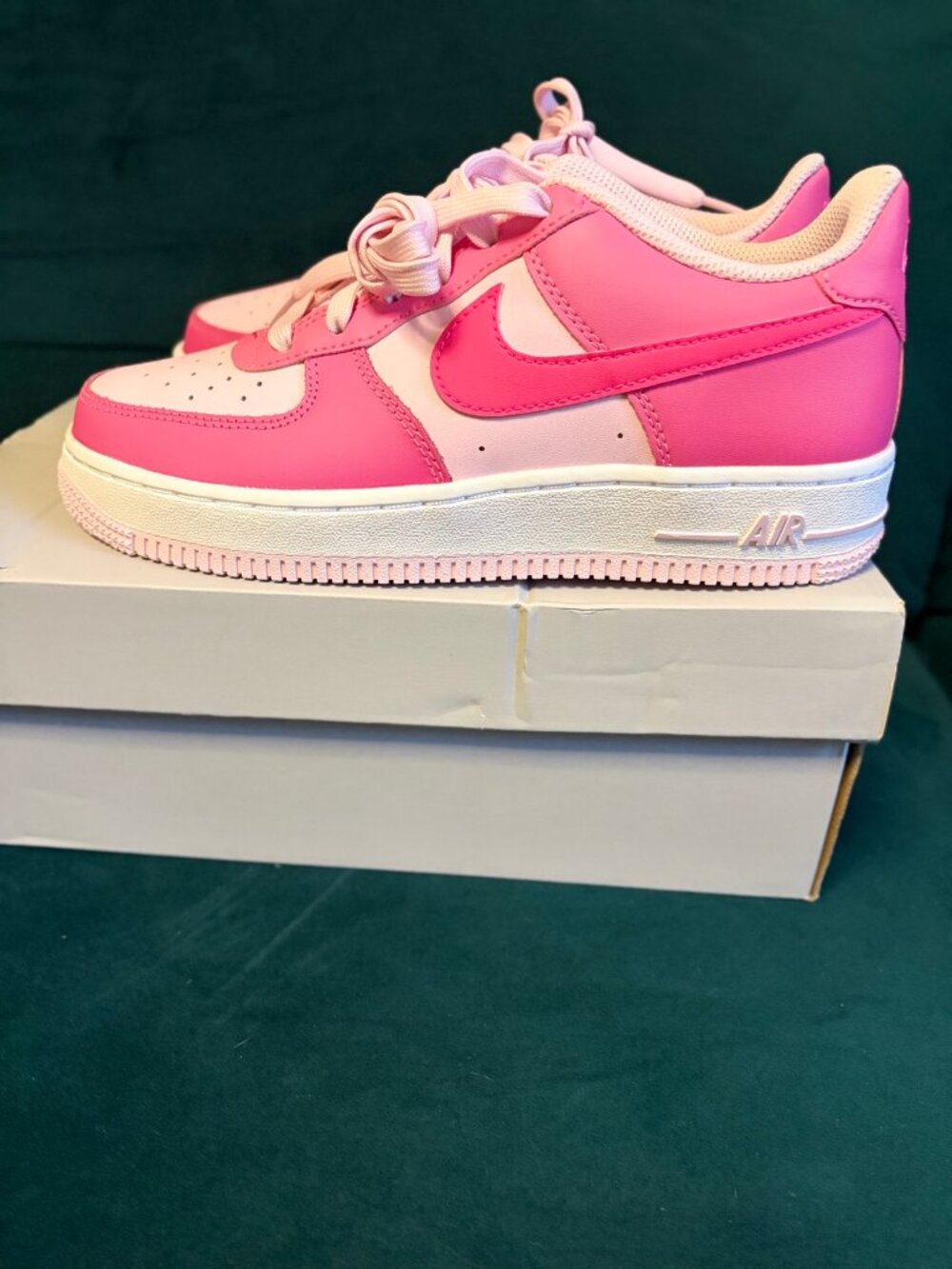 Nike Air Force 1 Pinksicle Hyper Pink Women's 8 / 6.5Y Brand New in Box